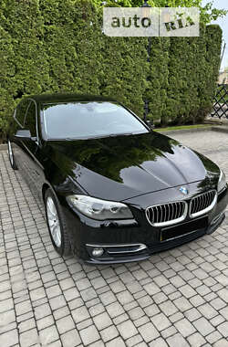 Седан BMW 5 Series 2013 в Львове