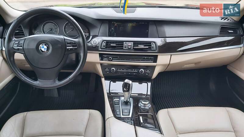 Седан BMW 5 Series 2012 в Черкасах
