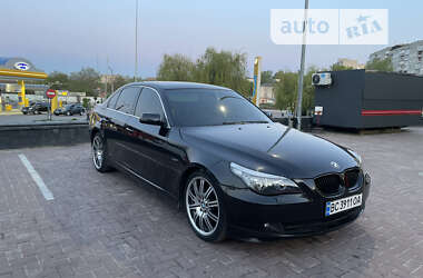 Седан BMW 5 Series 2007 в Ровно