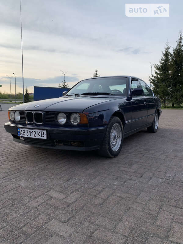 Седан BMW 5 Series 1988 в Рівному