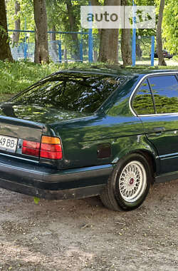 Седан BMW 5 Series 1989 в Горохові