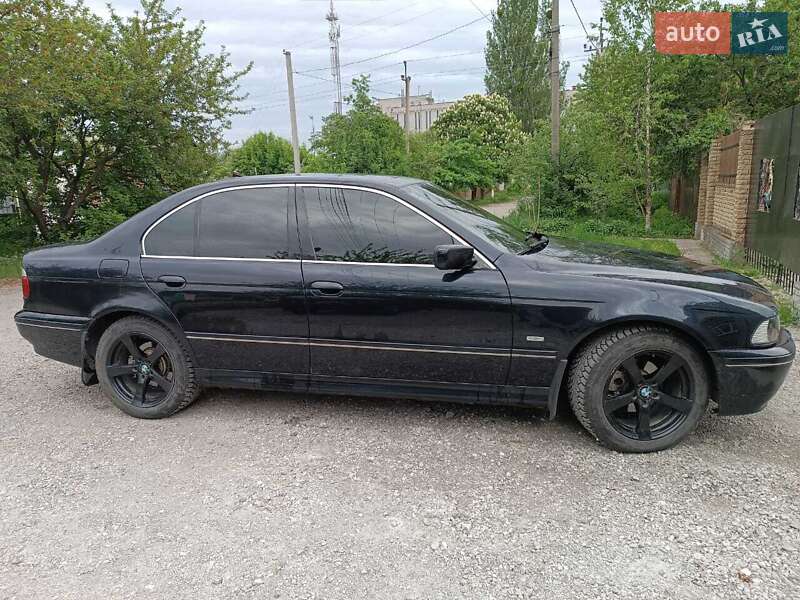 BMW 5 Series 2003