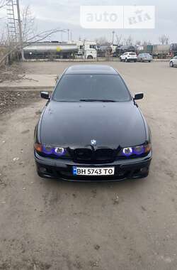 Седан BMW 5 Series 1998 в Петриковке