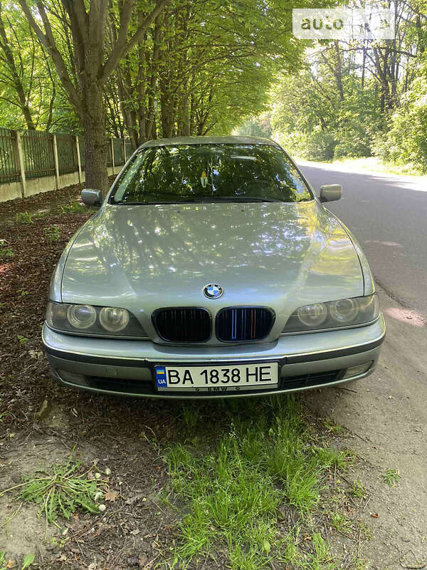 Седан BMW 5 Series 1998 в Знам'янці