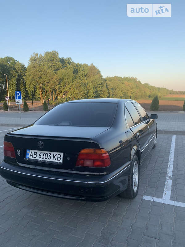 Седан BMW 5 Series 1997 в Виннице