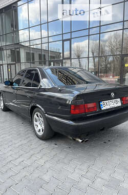 Седан BMW 5 Series 1990 в Хмельницькому