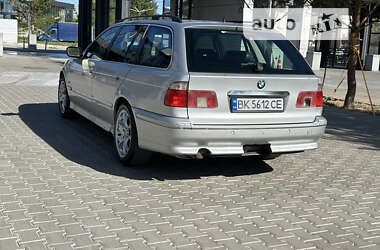 Універсал BMW 5 Series 2003 в Рівному