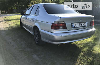 Седан BMW 5 Series 2001 в Львові