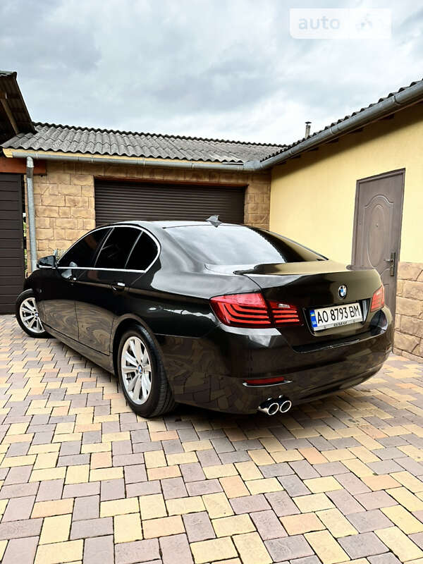 Седан BMW 5 Series 2014 в Тячеве