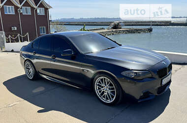 Седан BMW 5 Series 2011 в Одессе