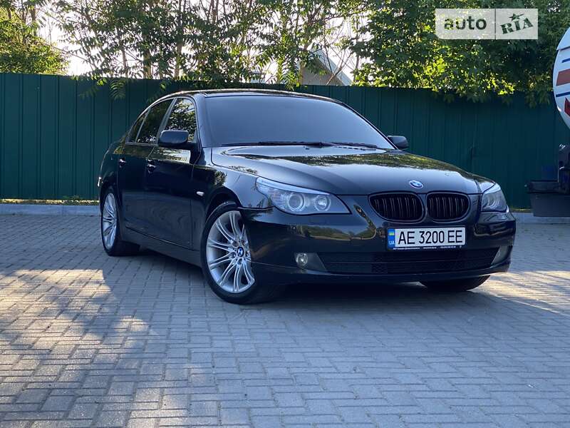 Седан BMW 5 Series 2008 в Дніпрі