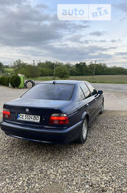 Седан BMW 5 Series 1998 в Чернівцях
