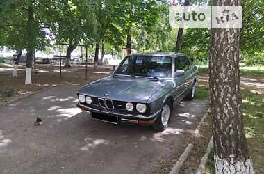 Седан BMW 5 Series 1984 в Полтаві