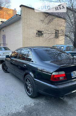 Седан BMW 5 Series 1998 в Южноукраинске