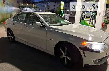 Седан BMW 5 Series 2012 в Стрию