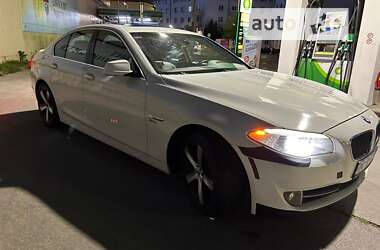 Седан BMW 5 Series 2012 в Стрию