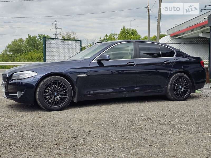 Седан BMW 5 Series 2012 в Тернополе