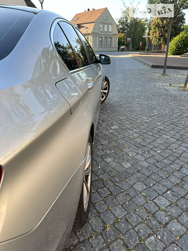 Седан BMW 5 Series 2011 в Виннице