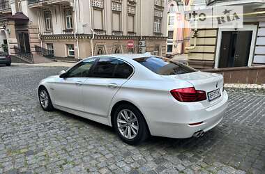 Седан BMW 5 Series 2016 в Киеве