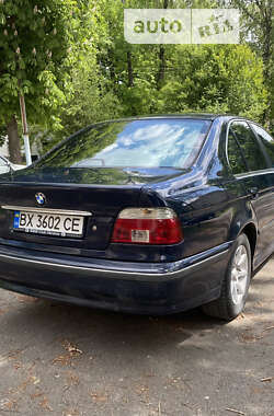 Седан BMW 5 Series 1998 в Городке