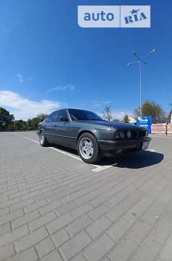 Седан BMW 5 Series 1990 в Коломые