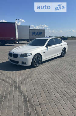 Седан BMW 5 Series 2014 в Новомосковске