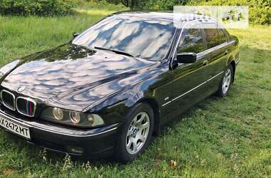 Седан BMW 5 Series 2000 в Первомайске