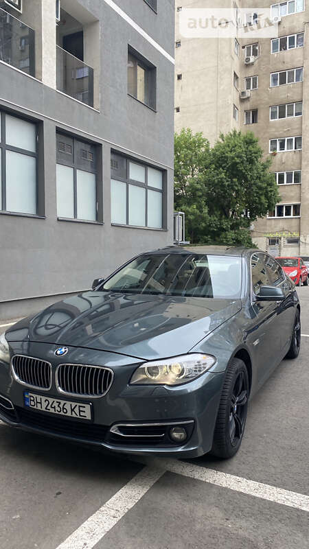 Седан BMW 5 Series 2011 в Одессе