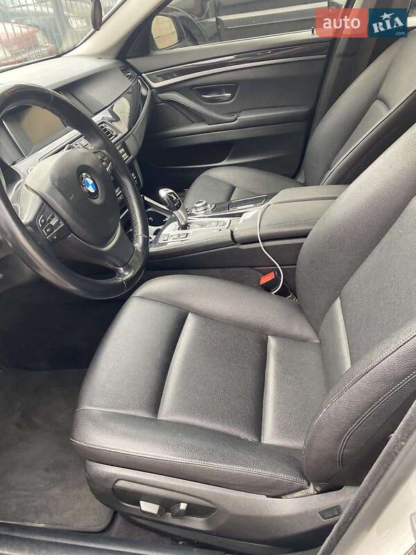 Седан BMW 5 Series 2016 в Києві