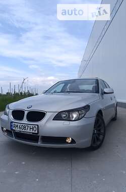 Седан BMW 5 Series 2003 в Коростене