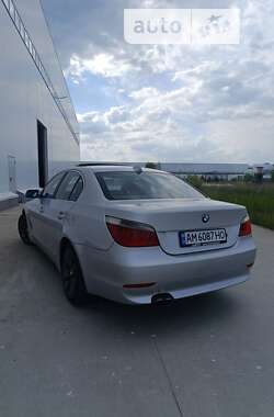 Седан BMW 5 Series 2003 в Коростене