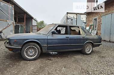 Седан BMW 5 Series 1985 в Червонограде