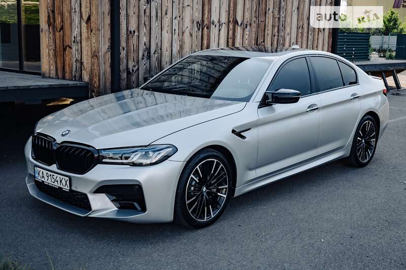 Седан BMW 5 Series 2018 в Киеве