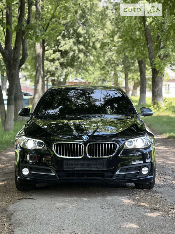 Седан BMW 5 Series 2016 в Прилуках