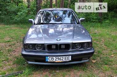 Седан BMW 5 Series 1990 в Чернигове