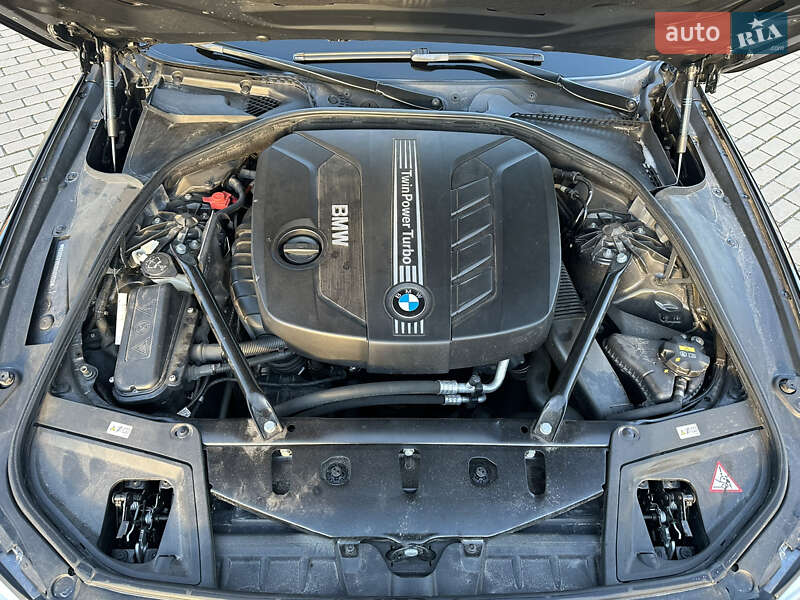 Седан BMW 5 Series 2015 в Запоріжжі