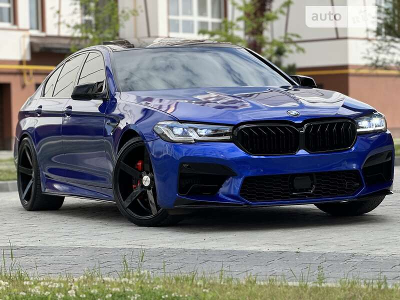 Седан BMW 5 Series 2011 в Ивано-Франковске