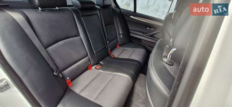 Седан BMW 5 Series 2012 в Киеве