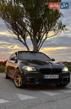 Седан BMW 5 Series 2010 в 