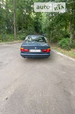 Седан BMW 5 Series 1992 в Одессе