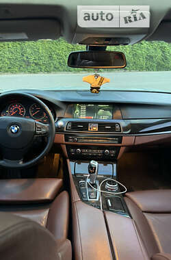 Седан BMW 5 Series 2013 в Днепре