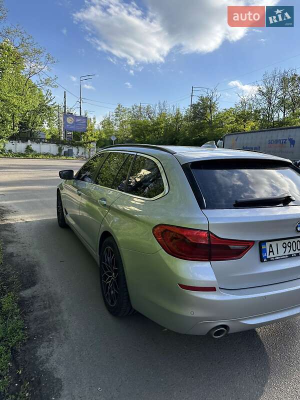 Универсал BMW 5 Series 2017 в Киеве