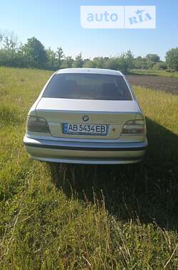 Седан BMW 5 Series 1999 в Виннице