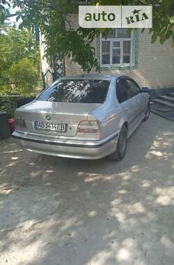 Седан BMW 5 Series 1999 в Виннице