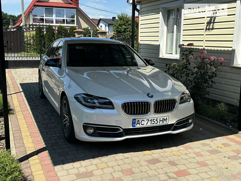 Седан BMW 5 Series 2013 в Луцке