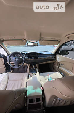 Седан BMW 5 Series 2005 в 