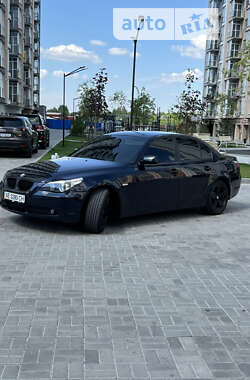 Седан BMW 5 Series 2005 в 