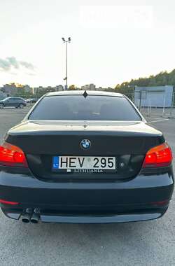 Седан BMW 5 Series 2004 в Києві