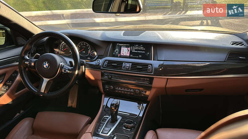 Седан BMW 5 Series 2013 в 
