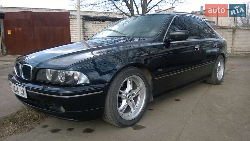 Седан BMW 5 Series 2002 в Херсоне